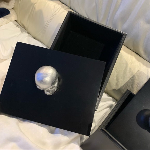2 Skull Head💀 Secret Keeper Boxes For Desk or Anywhere! 2 Heads better than 1 - Picture 16 of 17